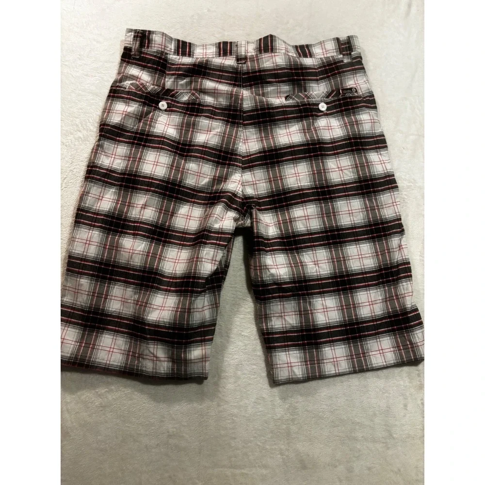 Southpole Shorts Mens 46 Plaid Gray Red Bermuda Baggy Loose Y2K Flat Front Retro